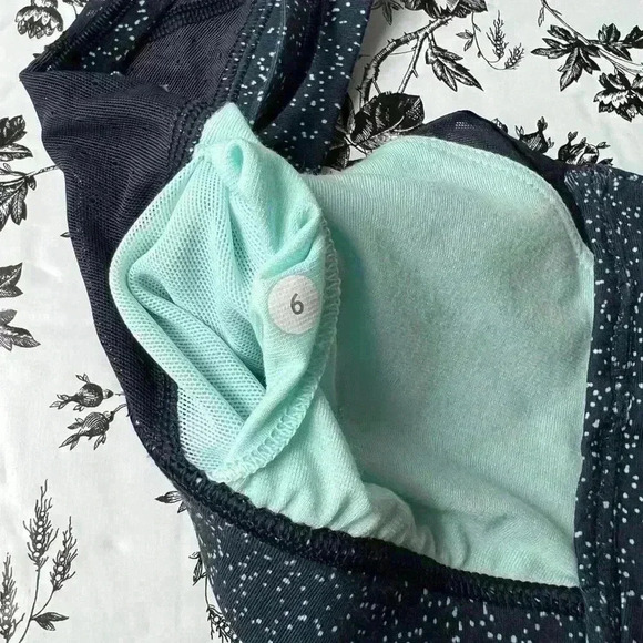 Lululemon sweaty endeavor bra star pixel - Picture 5 of 6